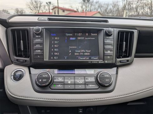 Used 2016 Toyota RAV4 XLE image 14