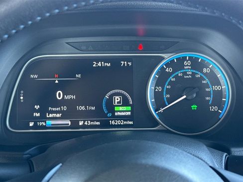 Used 2024 Nissan Leaf SV Plus image 24