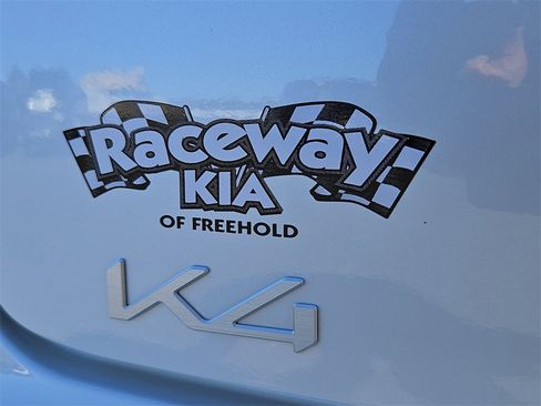 Certified 2025 Kia K4 LX image 30