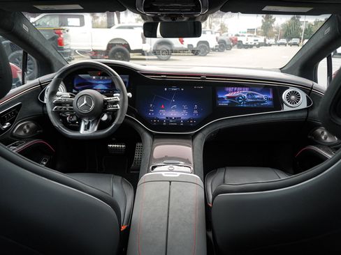 Used 2022 Mercedes-Benz EQS AMG AMG EQS image 28