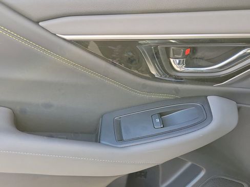 Used 2020 Subaru Outback Onyx Edition XT w/ Popular Package #2 image 8