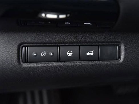 New 2026 Nissan Pathfinder SV image 11