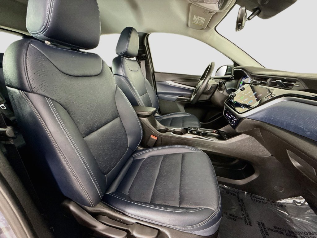 Used 2023 Chevrolet Bolt EUV Premier w/ Super Cruise Package FWD image 29