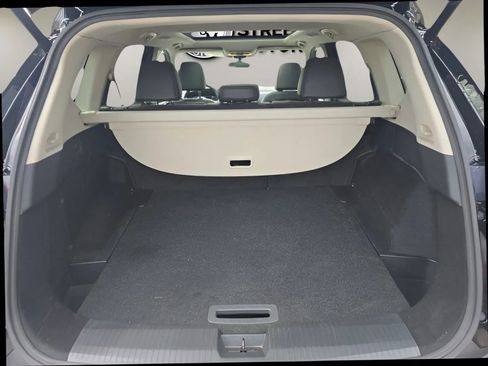 Used 2021 Nissan Rogue SV image 18