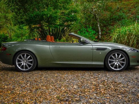 Used 2006 Aston Martin DB9 Volante RWD image 9