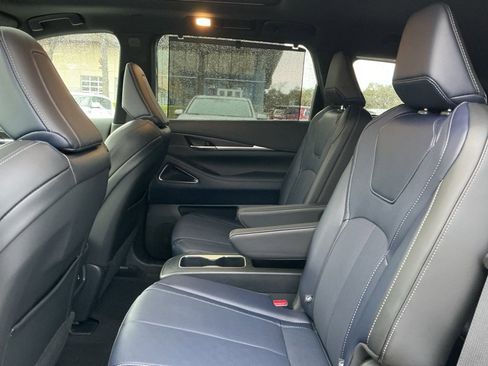 Certified 2026 INFINITI QX60 Sport w/ Dark Cargo Package image 31