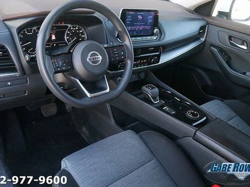 Used 2021 Nissan Rogue SV image 12