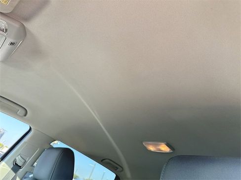 Used 2020 Toyota Tundra 4x4 CrewMax image 22