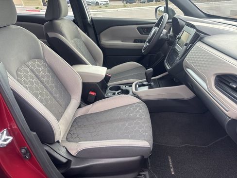 Used 2025 Subaru Forester AWD/4WD image 19