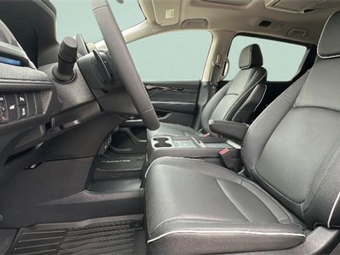 New 2026 Honda Odyssey Touring image 10