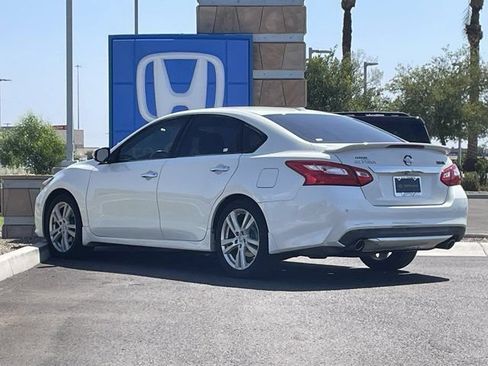 Used 2016 Nissan Altima 3.5 SL FWD image 5