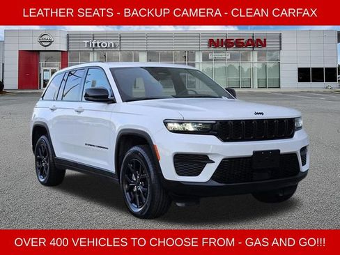 Used 2025 Jeep Grand Cherokee Altitude AWD/4WD image 1