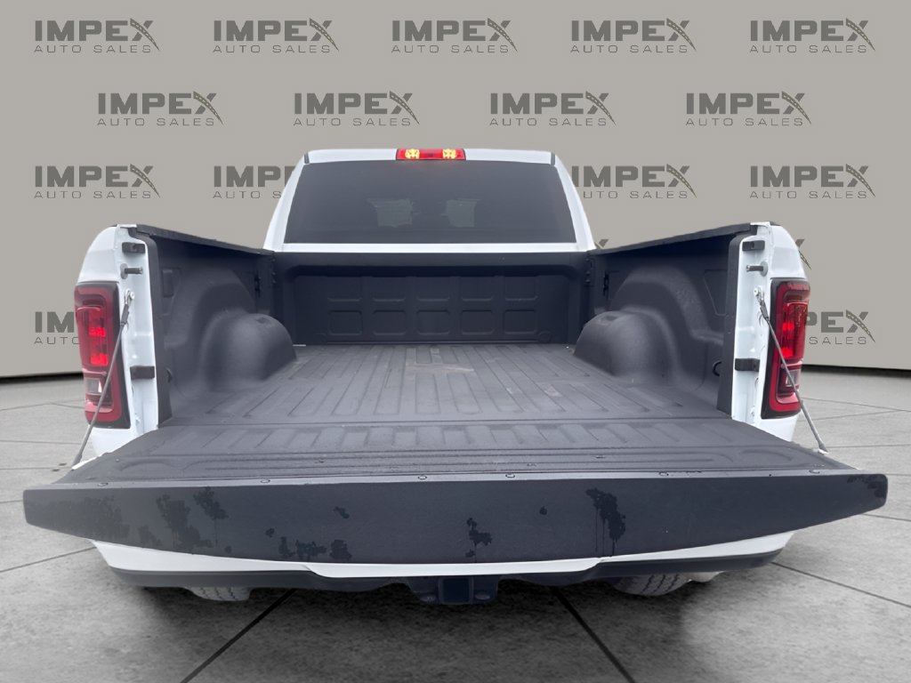Used 2025 RAM 2500 Big Horn AWD/4WD image 26