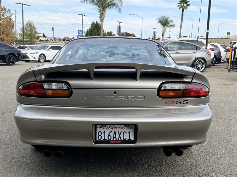 Used 2002 Chevrolet Camaro Z28 w/ SS Performance/Appearance Pkg RWD image 6