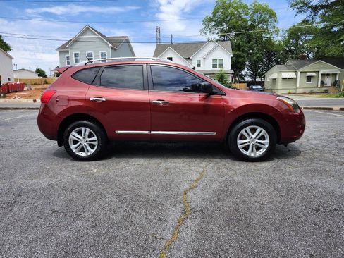 Used 2015 Nissan Rogue S w/ Convenience Package AWD/4WD image 17