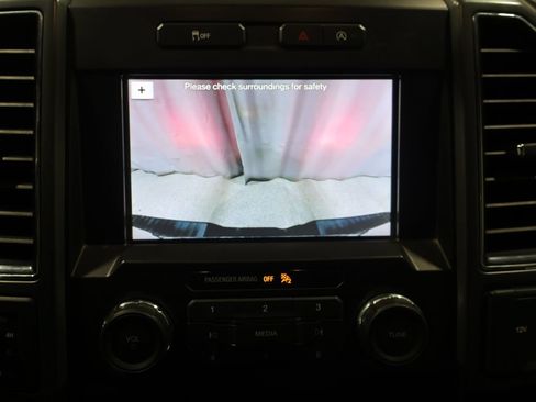 Used 2019 Ford F150 XLT w/ Equipment Group 302A Luxury AWD/4WD image 28