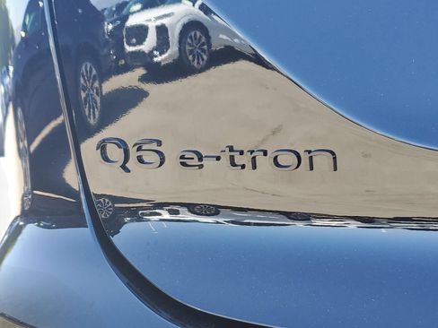 New 2027 Audi Q6 e-tron Premium Plus AWD/4WD image 7