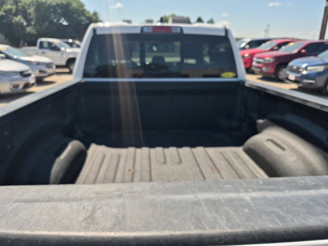Used 2022 RAM 1500 Big Horn AWD/4WD image 10