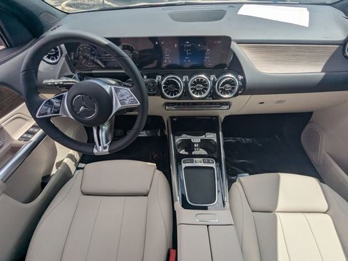 Certified 2026 Mercedes-Benz GLA 250 4MATIC image 2
