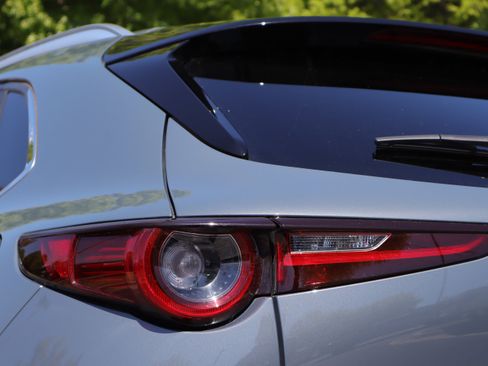 Certified 2023 MAZDA CX-30 AWD 2.5 S w/ Preferred Package image 32