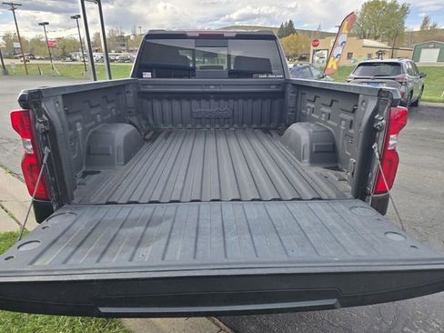 Used 2021 Chevrolet Silverado 1500 High Country w/ Z71 Off-Road Package AWD/4WD image 23