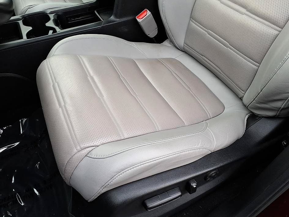 Used 2019 Honda CR-V EX-L image 17