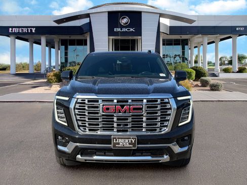 Used 2025 GMC Yukon Denali AWD/4WD image 5
