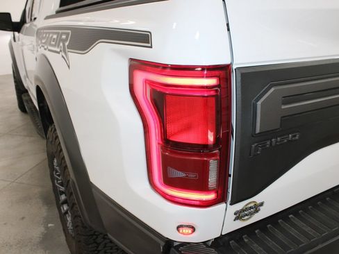 Used 2019 Ford F150 Raptor w/ Equipment Group 802A Luxury AWD/4WD image 27