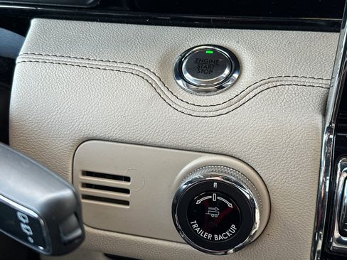 Used 2020 Lincoln Navigator L Reserve image 24