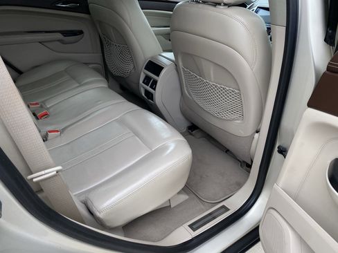 Used 2015 Cadillac SRX Luxury image 8