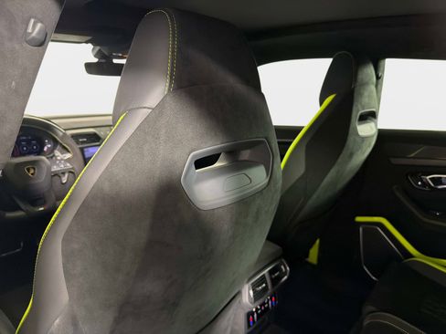 Used 2024 Lamborghini Urus Performante image 34