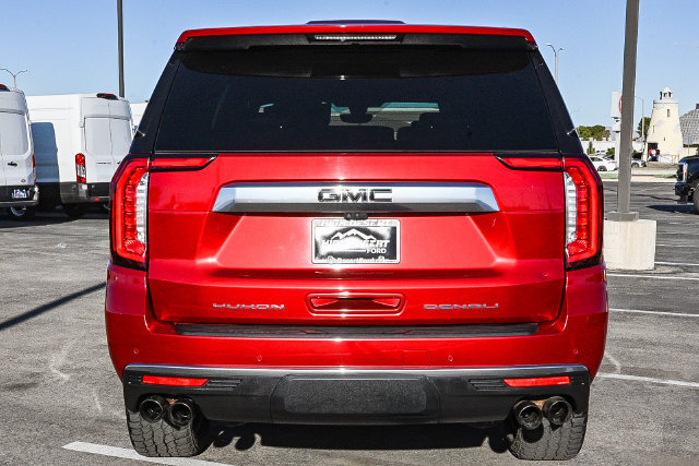 Used 2021 GMC Yukon Denali w/ Denali Premium Package RWD image 8