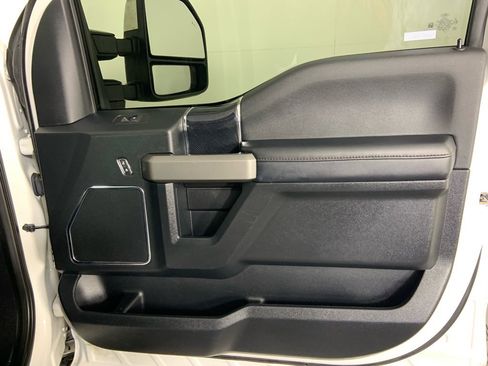 Used 2021 Ford F350 Platinum w/ FX4 Off-Road Package image 15