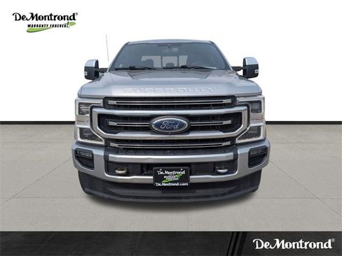 Used 2021 Ford F250 Platinum w/ FX4 Off-Road Package image 2