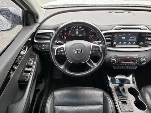 Used 2019 Kia Sorento EX AWD/4WD image 19