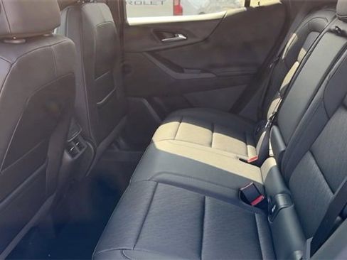 New 2026 Chevrolet Equinox LT w/ Convenience Package II image 11