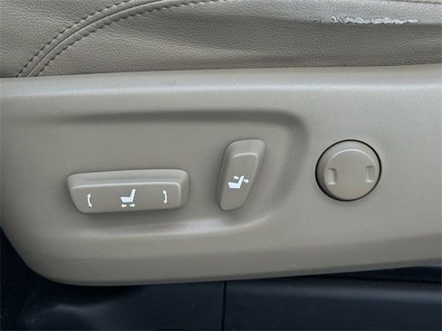 Used 2022 Toyota 4Runner Limited image 27