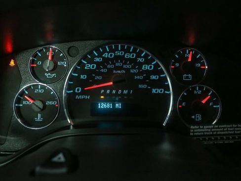 Used 2024 Chevrolet Express 2500 w/ Driver Convenience Package RWD image 24