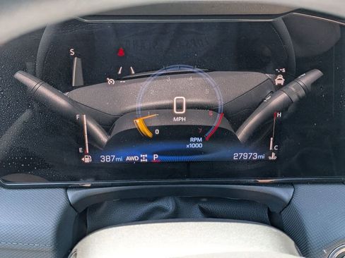 Used 2025 Chevrolet TrailBlazer LT AWD/4WD image 15