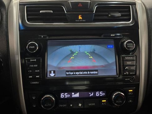 Used 2013 Nissan Altima 3.5 SL w/ Technology Pkg FWD image 28