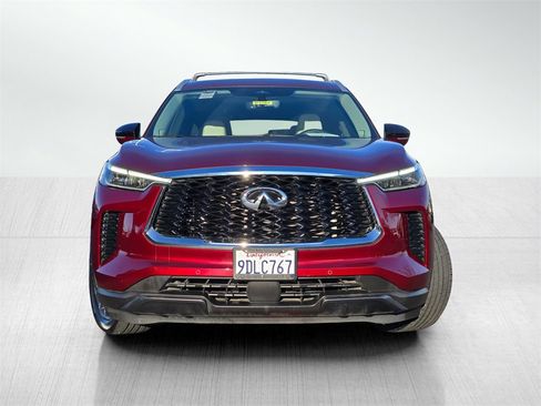 Used 2023 INFINITI QX60 Sensory w/ Cargo Package image 2