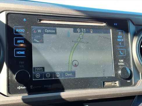 Used 2017 Toyota Tacoma SR5 image 44