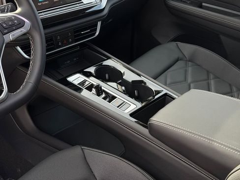 New 2026 Volkswagen Atlas SE image 24