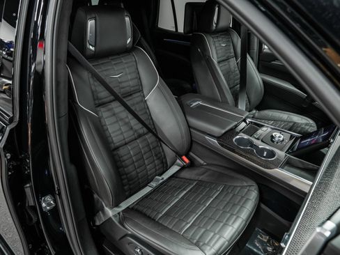 Used 2026 Cadillac Escalade V image 23