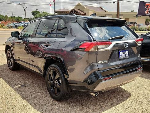 Used 2019 Toyota RAV4 XSE AWD/4WD image 2
