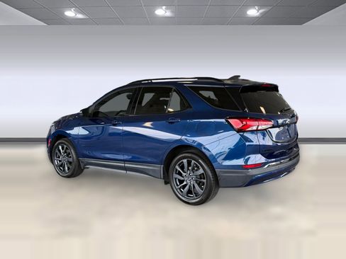Used 2022 Chevrolet Equinox RS w/ RS Leather Package FWD image 3