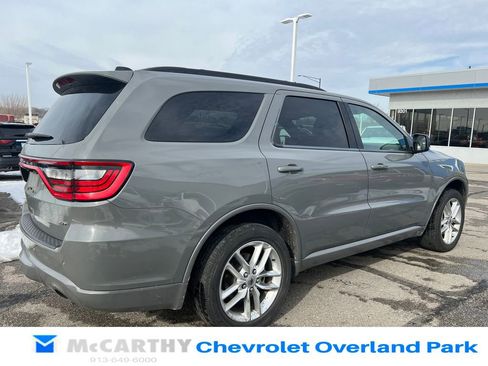 Used 2023 Dodge Durango GT image 3