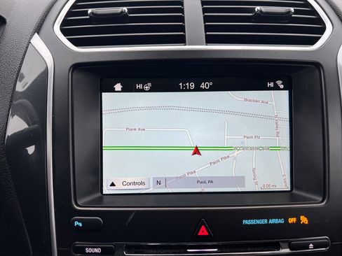 Certified 2018 Ford Explorer Sport image 13