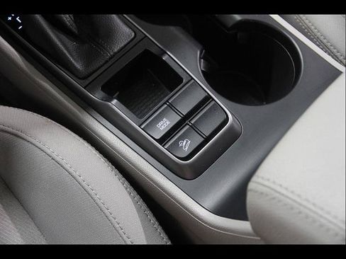 Used 2018 Hyundai Tucson Sport w/ Cargo Package FWD image 14
