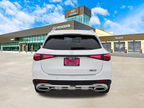 Used 2025 Mercedes-Benz GLC 300 image 7